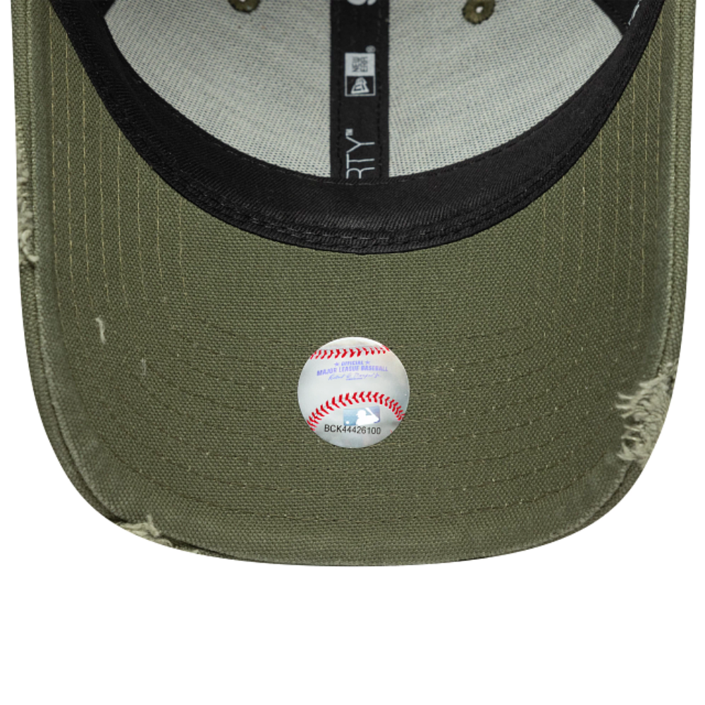 New Era - 9Forty Womens Distressed New York Yankees Cap - Olive